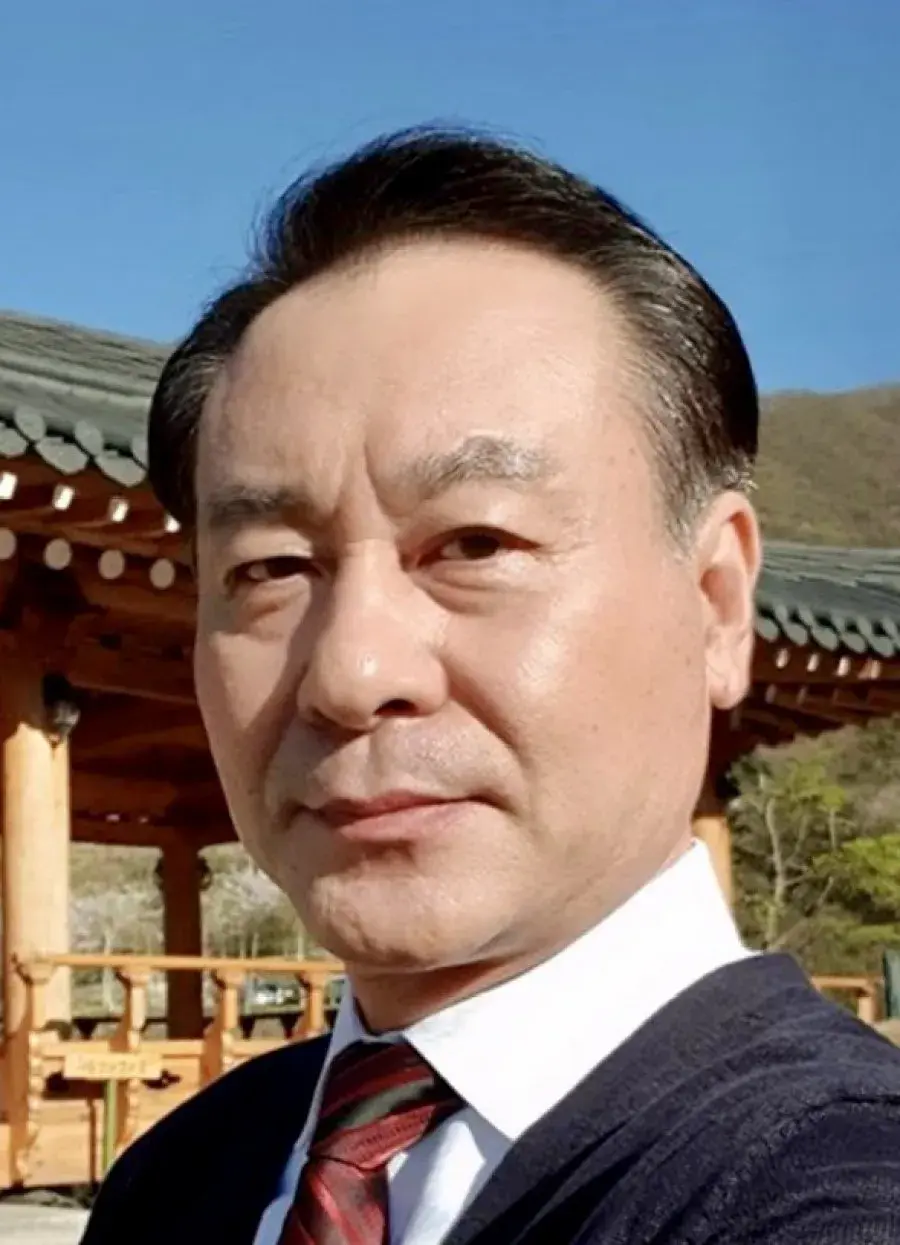 بیوگرافی Kang Moon Kyung