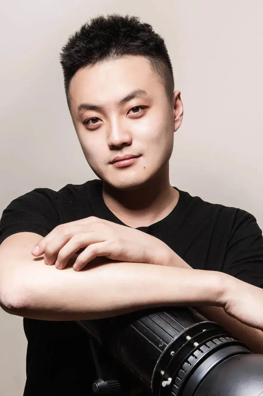 بیوگرافی Ding Zi Guang