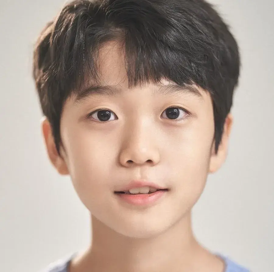 بیوگرافی Jo Yeon Ho