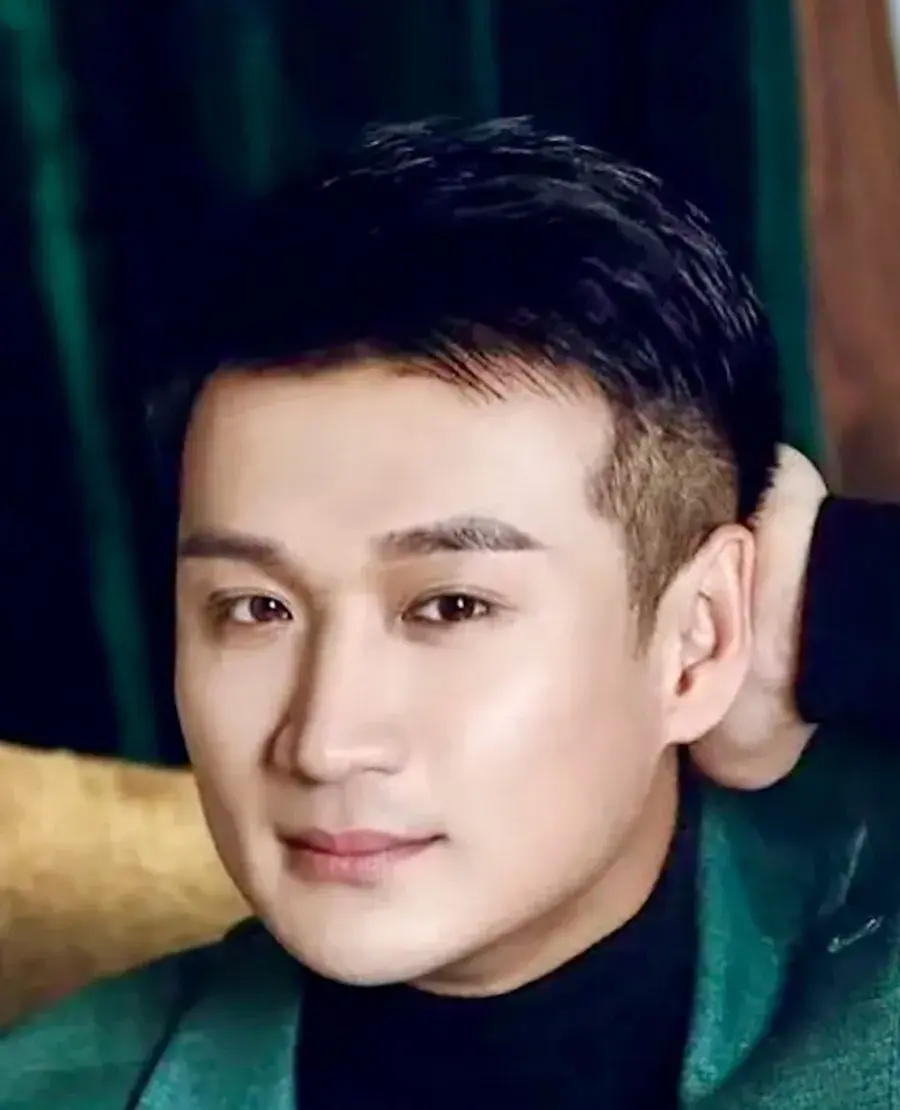بیوگرافی Wang Jian