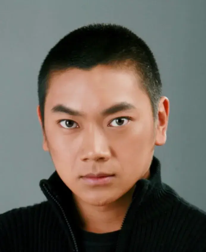 بیوگرافی Miao Liang