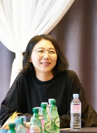 بیوگرافی Jo Yong