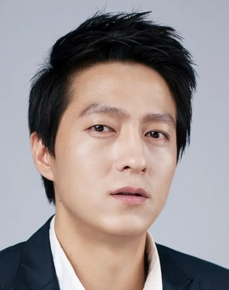 بیوگرافی Jin Hyun Kwang