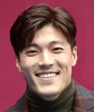 بیوگرافی Lee Jae Yoon