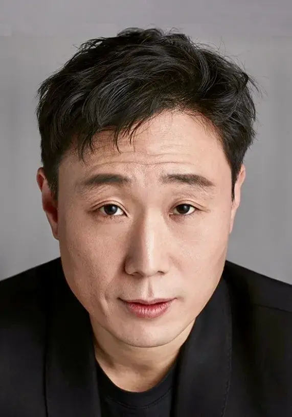 بیوگرافی Shin Moon Sung