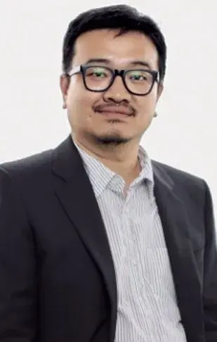 بیوگرافی Yeon Sang Ho